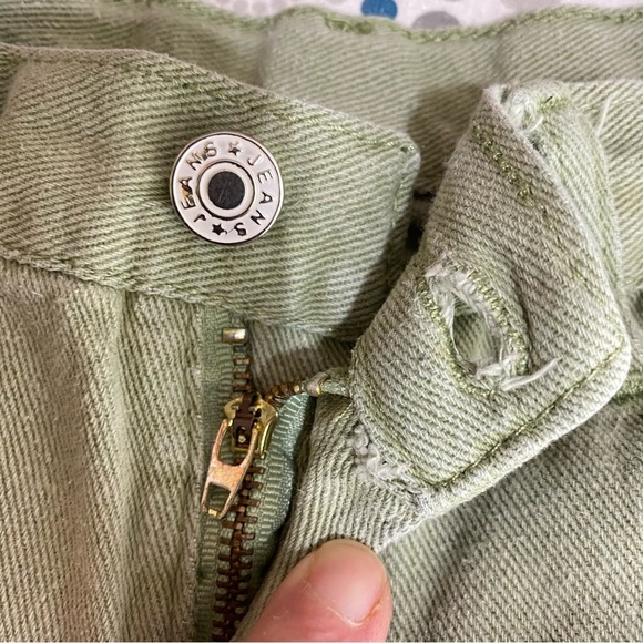 Toddler Girls Sage Colored Denim Ripped Cut-Off Shorts - Picture 4 of 7